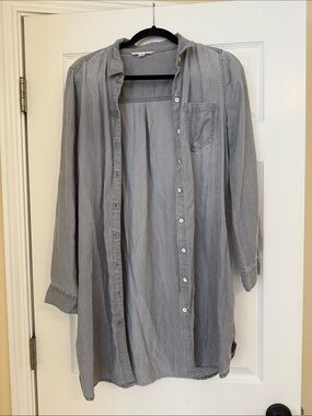 beachlunchlounge Light Gray Casual Button-Up Shirt